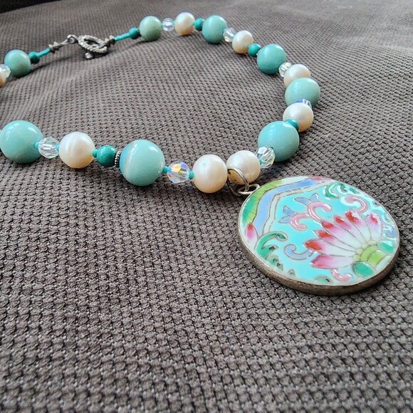 Etsy Hand Painted Pastel Floral Medallion Beaded Necklace - Picture 8 of 13